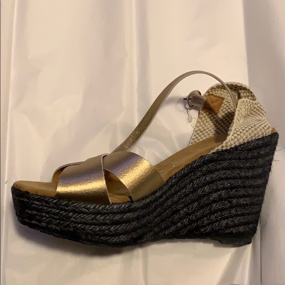 👡Maypol 10, NWOB Metallic Wedge Espadrilles - Picture 2 of 9